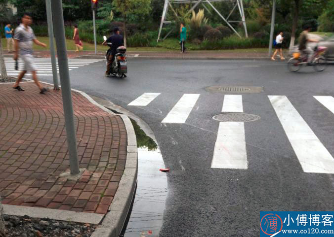 道路交叉口积水情况